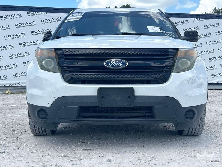 2013-ford-explorer-image-26
