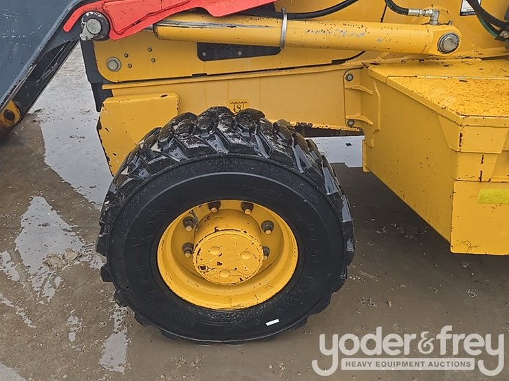 2014-deere-310k-ep-image-9