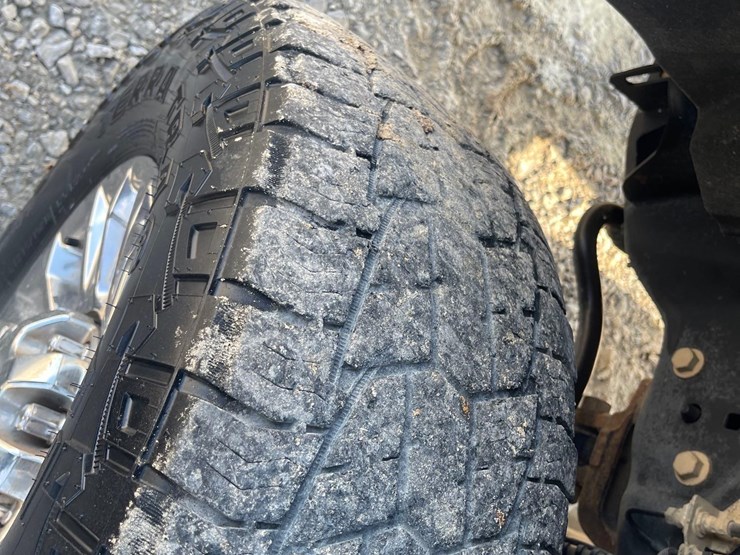2019-ford-f250-xlt-image-8