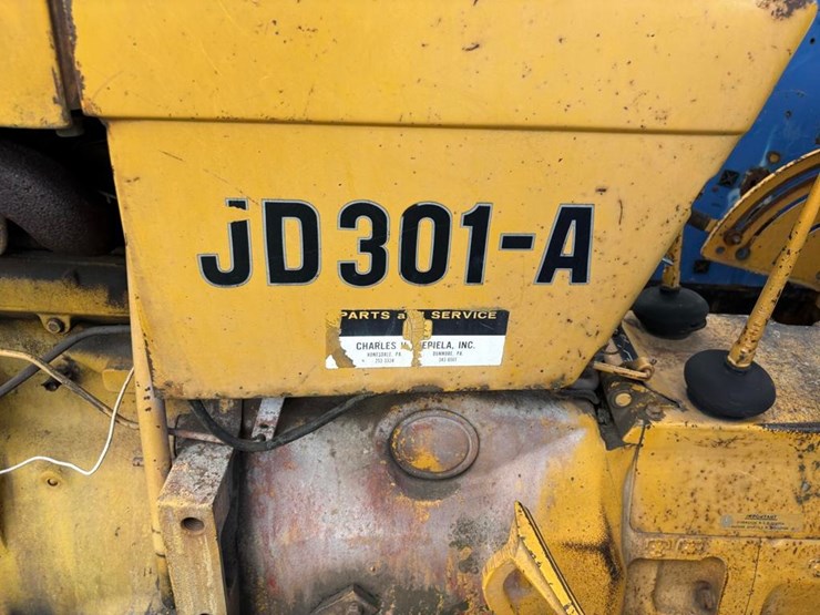 john-deere-301-image-13