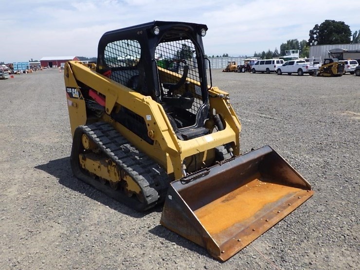 2017-caterpillar-239d-image-3