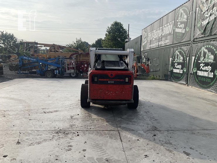 2022-bobcat-s770-image-3