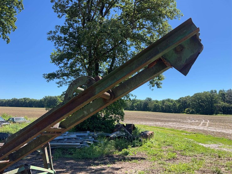 john-deere-26-image-17