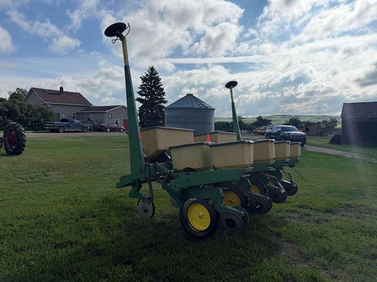 john-deere-7000-image-2