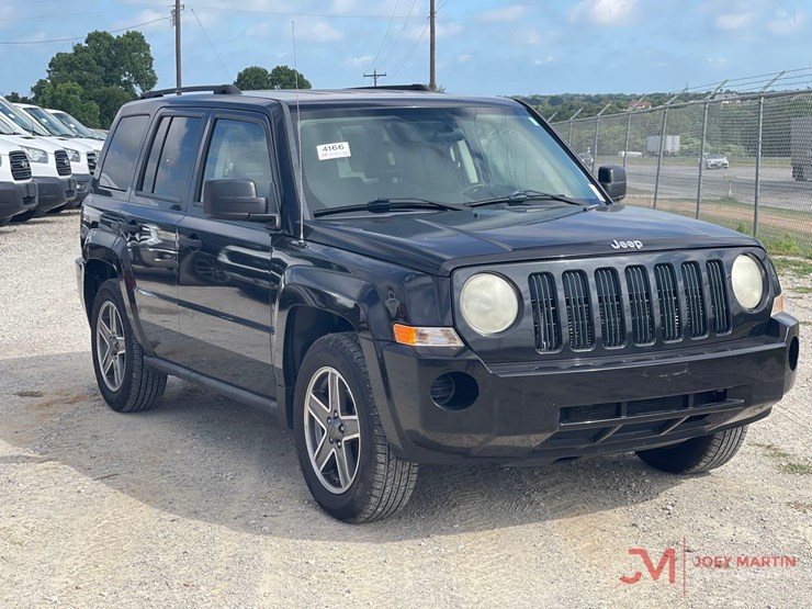 2009-jeep-patriot-image-1