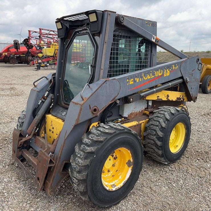 NEW HOLLAND LS180