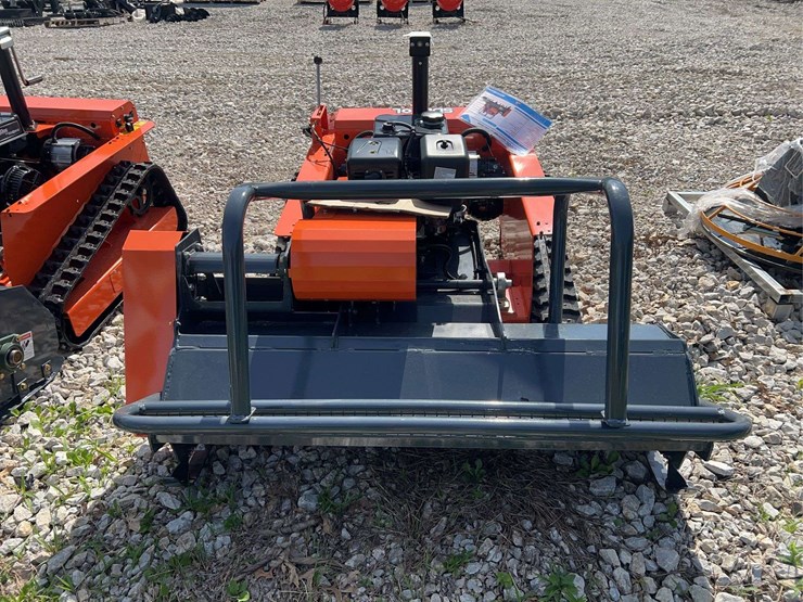 sdlool-model-lm1200q-remote-control-tracked-lawn-mower-image-1