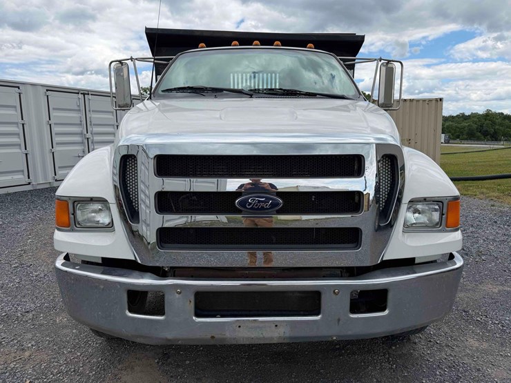 2005-ford-f650-image-2