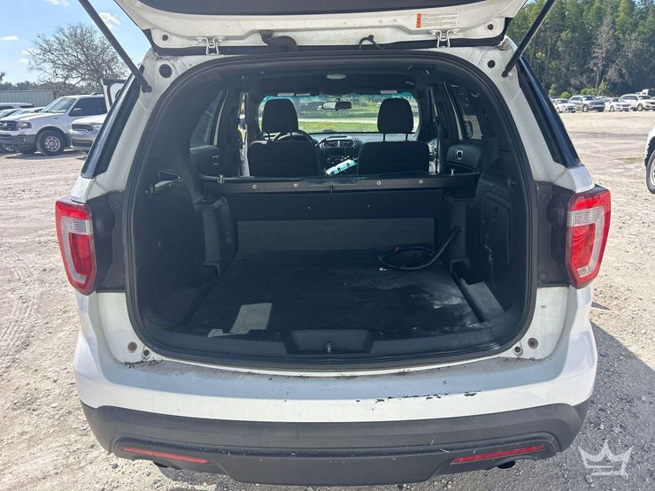 2016-ford-explorer-image-20