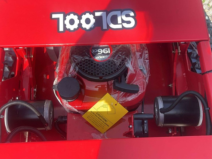 sdlool-sl800-remote-control-crawler-lawn-mower-image-9