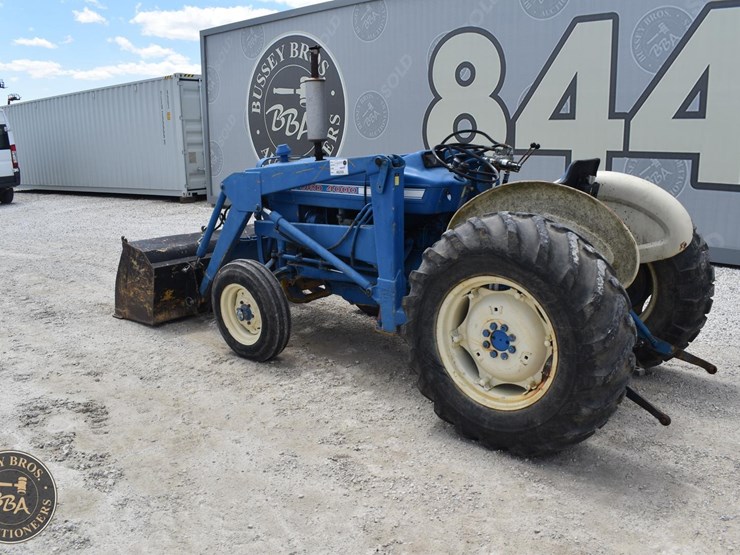 ford-4000-image-4