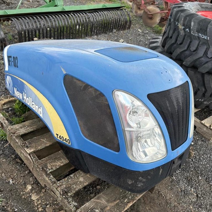 NEW HOLLAND T4040