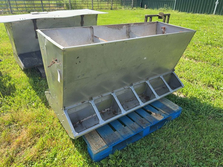 ss-hog-feeder,-66''-image-1