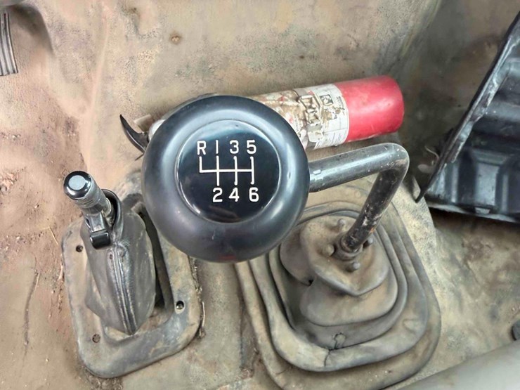 2005-ford-f650-image-22