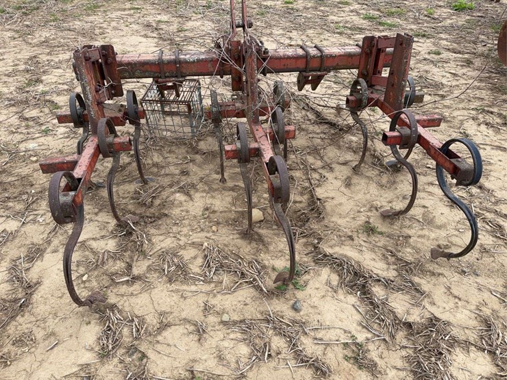 3-row-cultivator-image-3