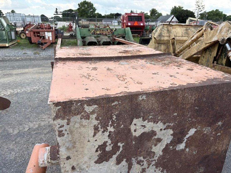 feed-bin-image-3