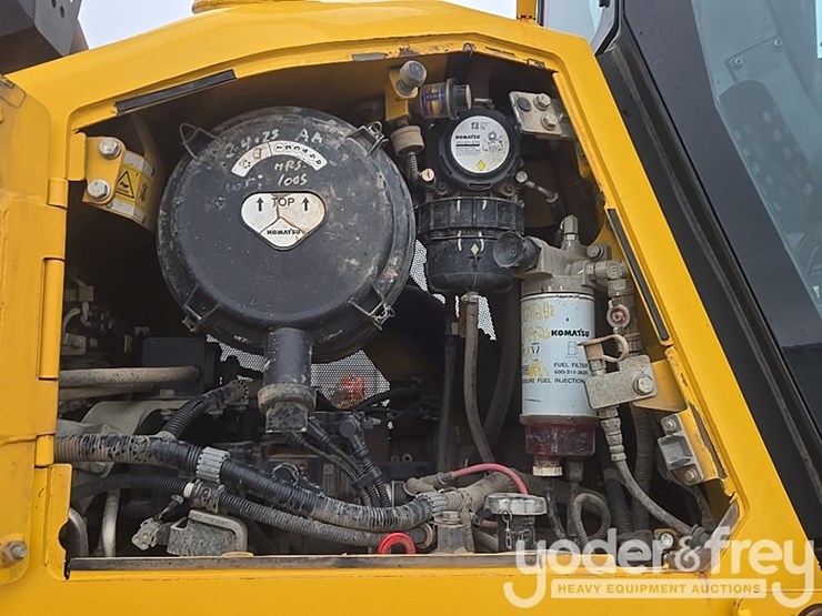 2022-komatsu-d61px-24-image-39