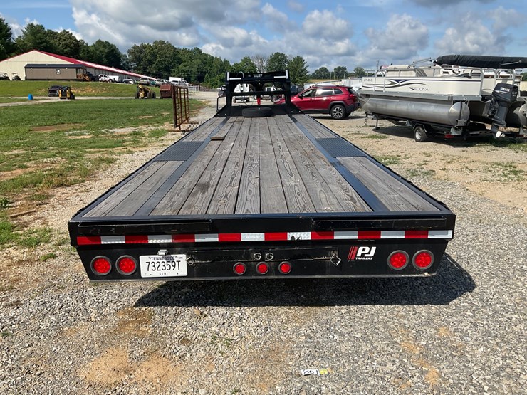 2026-pj-flatbed-image-5