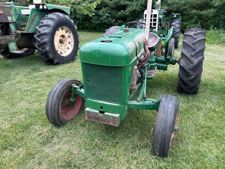 1957-oliver-super-55-image-2