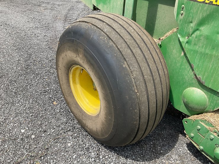 john-deere-568-image-9