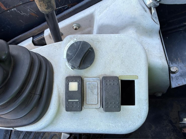 deere-35g-image-25
