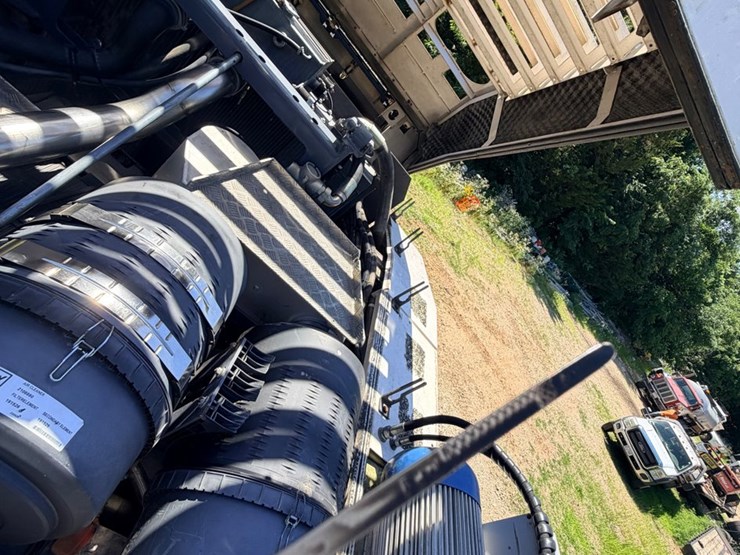 2011-wirtgen-w200-image-37