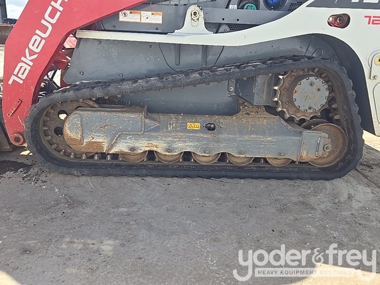 2022-takeuchi-tl12v2-image-10