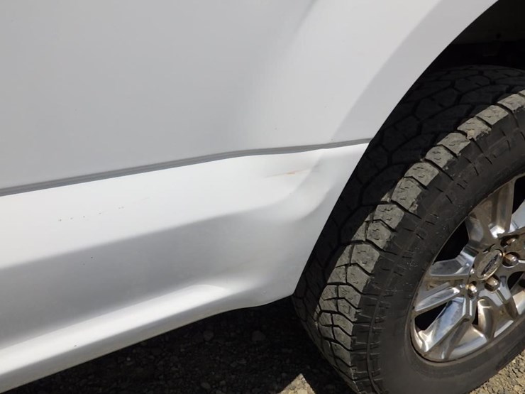 2016-ford-f150-xlt-image-10