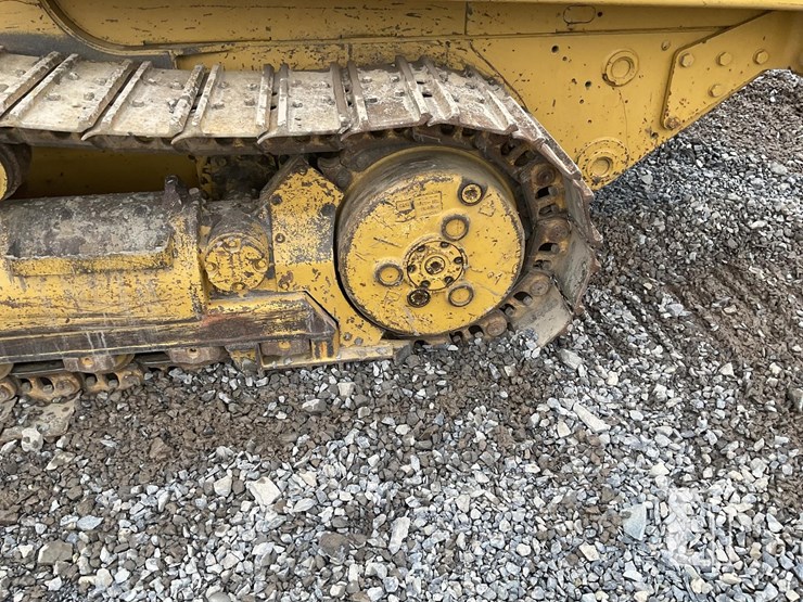 2005-caterpillar-953c-image-9