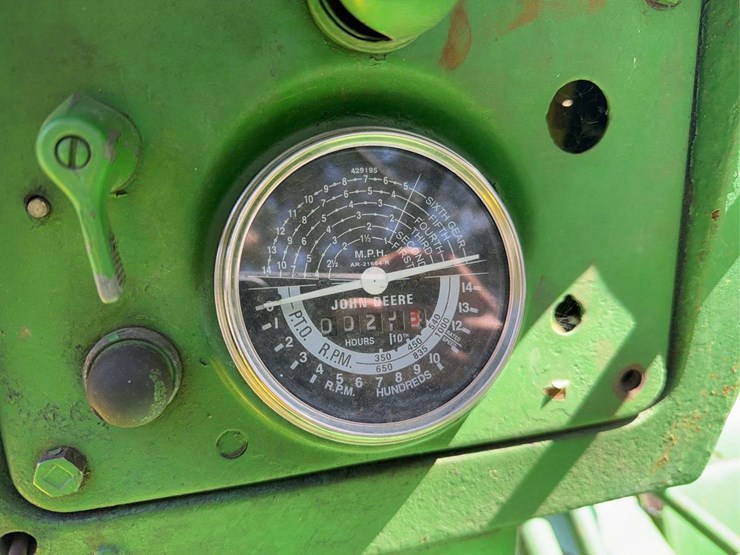 john-deere-630-image-26