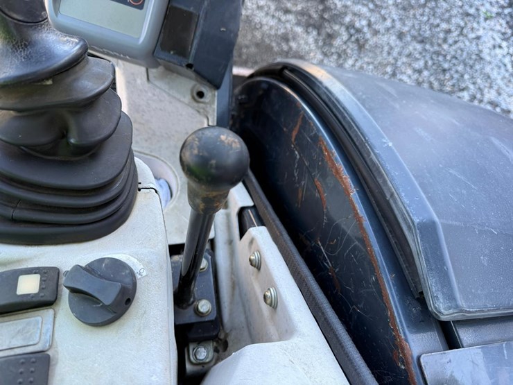 deere-35g-image-24