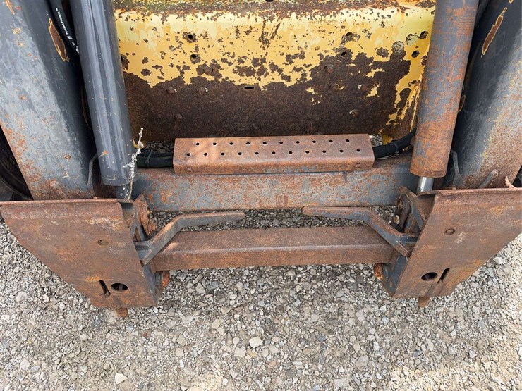 new-holland-ls180-image-19
