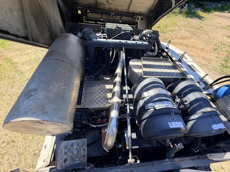 2011-wirtgen-w200-image-41