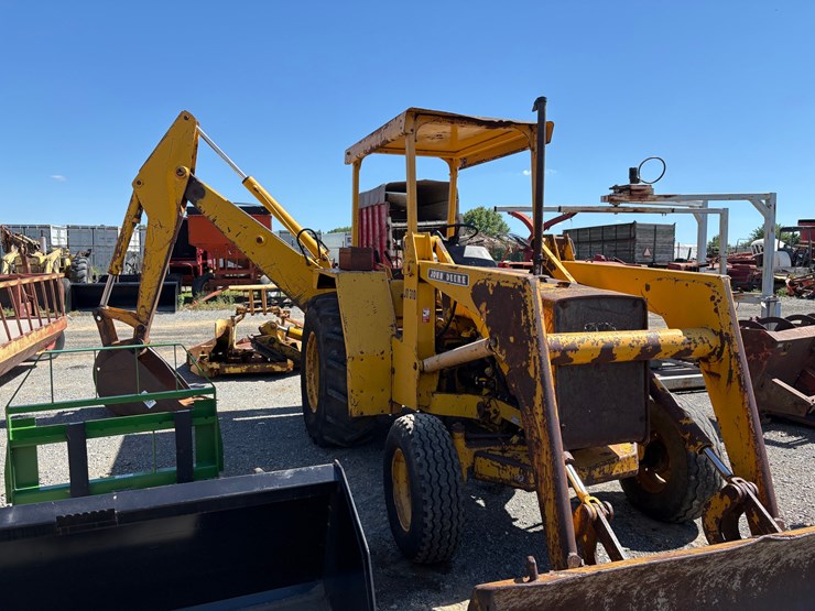 john-deere-310-image-23
