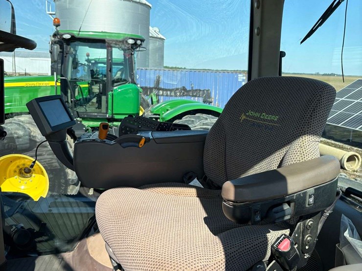 2012-john-deere-9510r-image-54