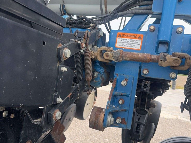 kinze-3650-image-40