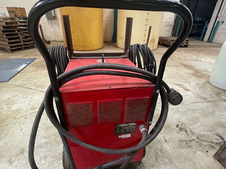 lincoln-electric-idealarc-250-ac/dc-welder-image-8