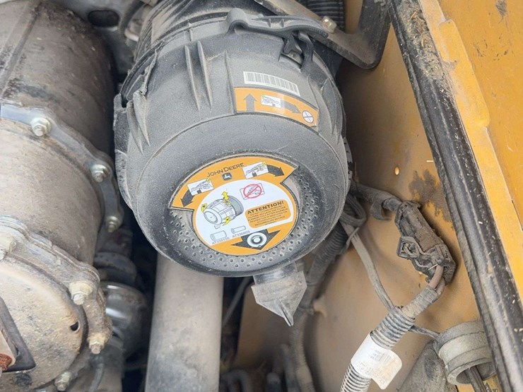 deere-318g-image-22