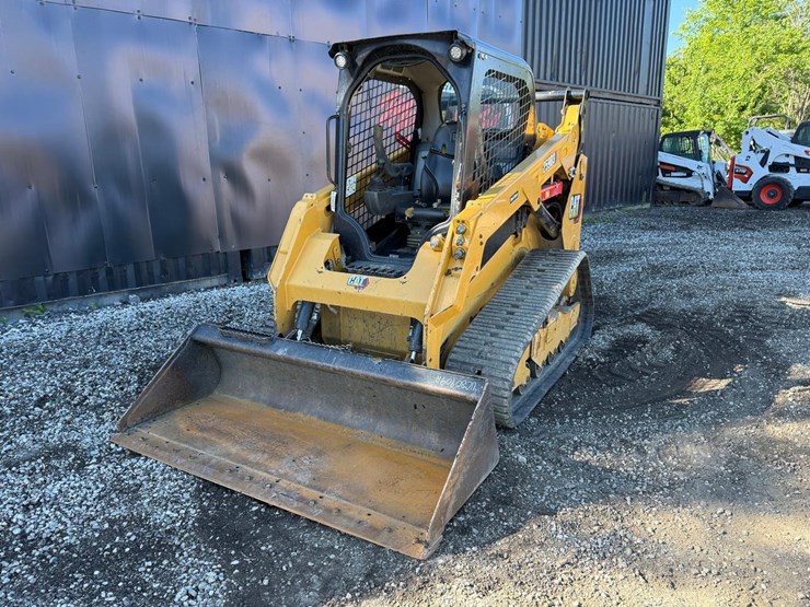2021-caterpillar-259d3-image-8