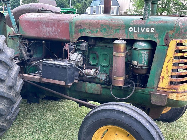 1957-oliver-super-99-image-6