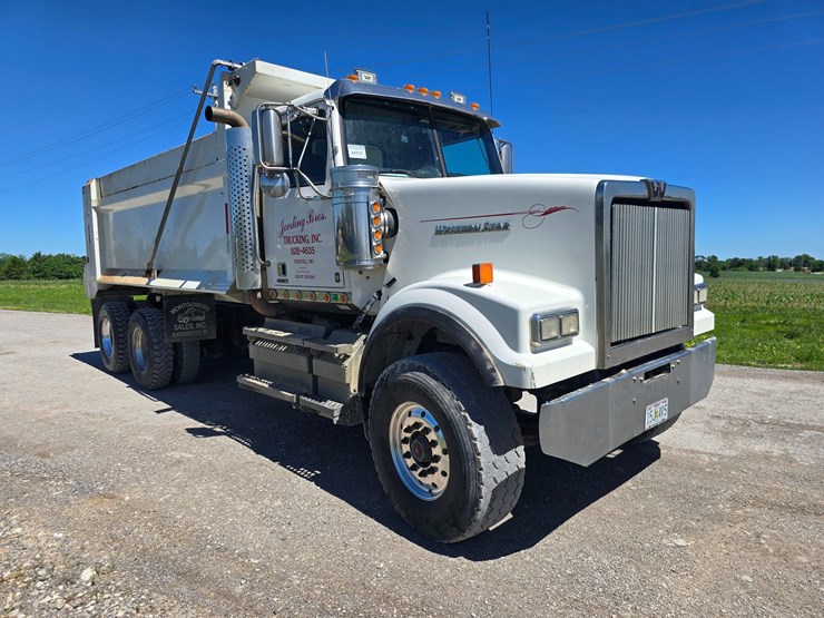 2020-western-star-4900-image-14
