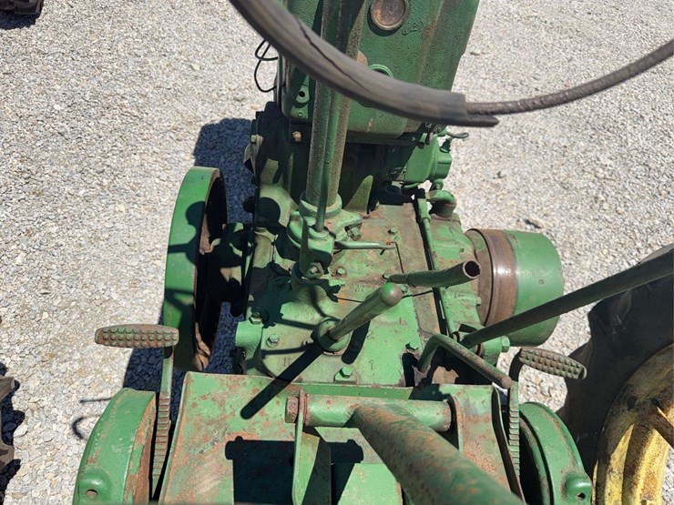 john-deere-b-image-31