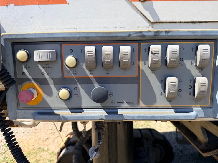2011-wirtgen-w200-image-99