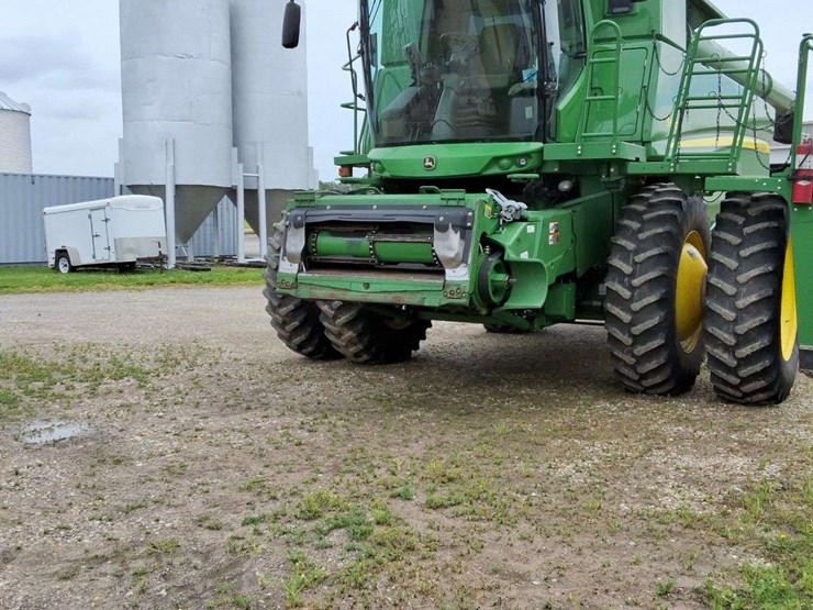 2014-john-deere-s680-image-15