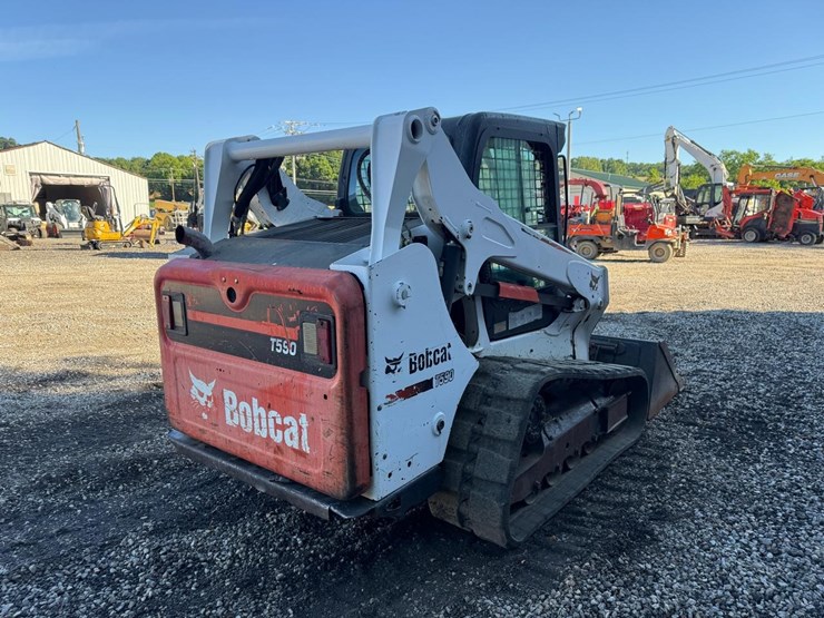 bobcat-t590-image-4
