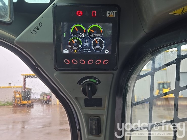 2023-caterpillar-259d3-image-45