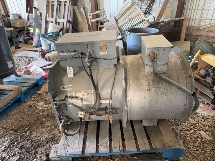 sukup-grain-bin-fan-and-burner,-3-phase,-bin-blew-down,-good-fan,-26''-image-1