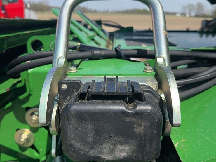 2006-john-deere-9660-sts-image-71