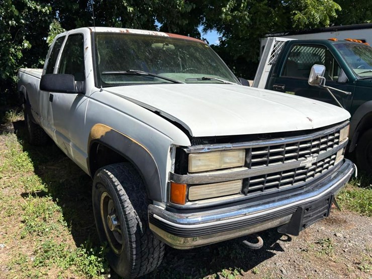 1995-chevrolet-3500-image-4