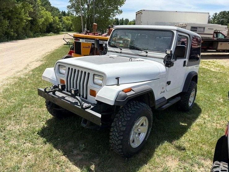 1991-jeep-wrangler-image-1